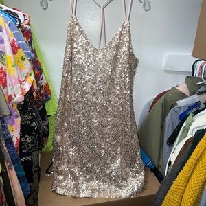 Gold Sequin short dress (size Medium) Perfect for New Years or a night out!